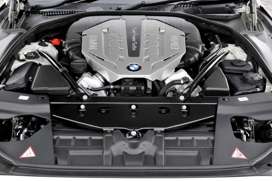  BMW 6-Series Convertible 2011 года  (фото 69 из 320)